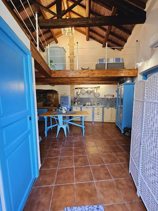 Casa Vacanze L'Ulivo Di Ugo Quartu SantʼElena Ferienhaus