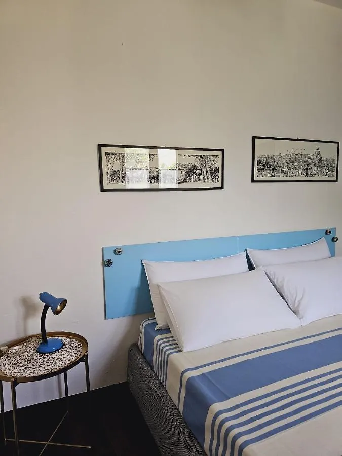 Casa Vacanze L'Ulivo Di Ugo Quartu SantʼElena Ferienhaus